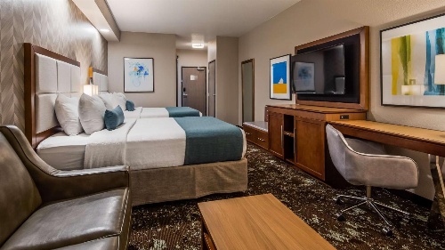 Best Western Premier Ankeny Hotel image 2